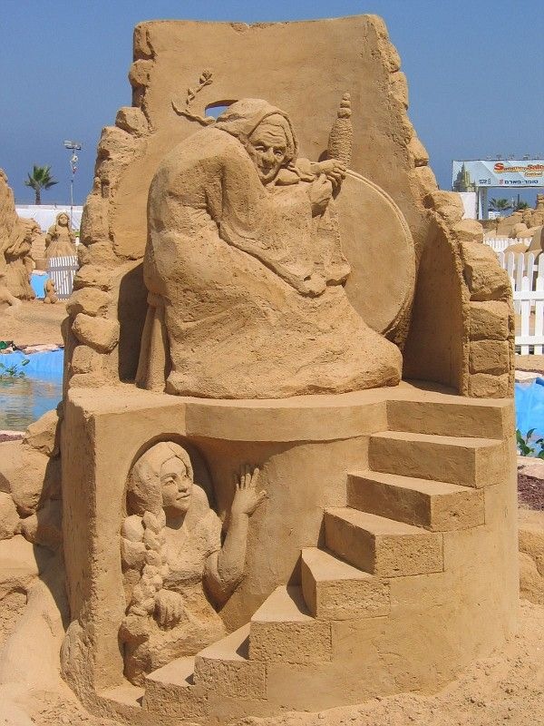 sand sculptures