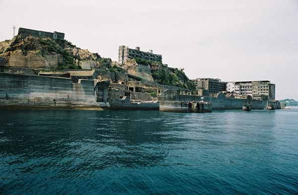 Gunkanjima