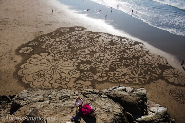 Sand Painting - Beach Art