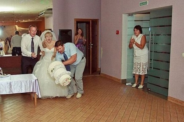 Funny Wedding Photos