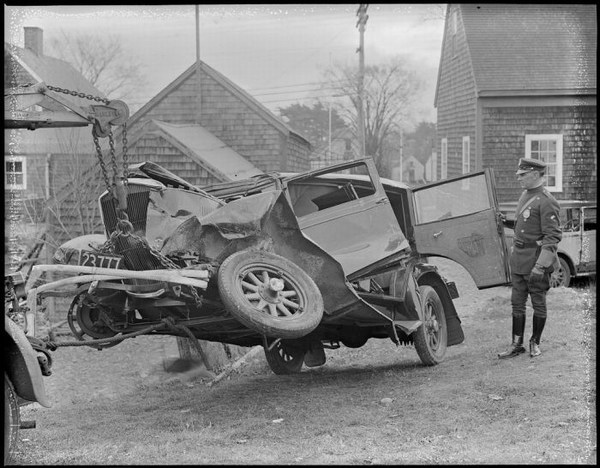 Car crashes from 30's