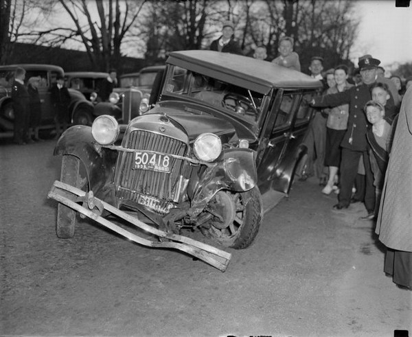 Car crashes from 30's