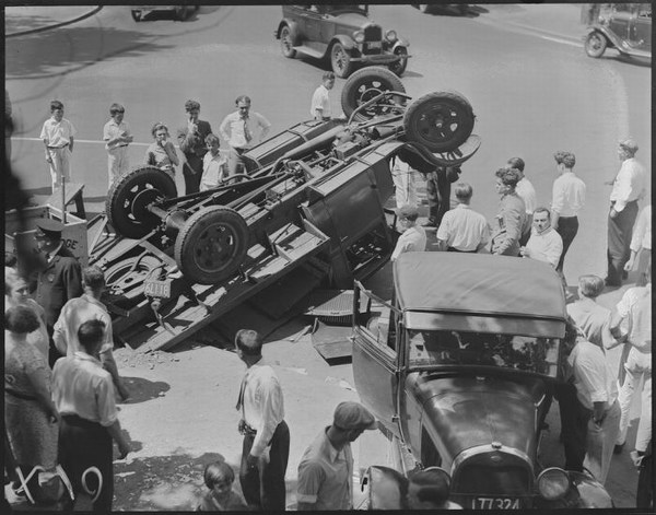 Car crashes from 30's