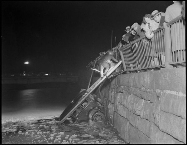 Car crashes from 30's