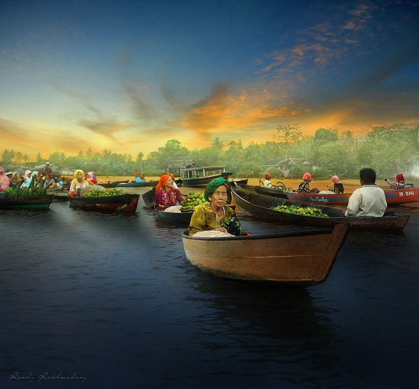 Floating Market